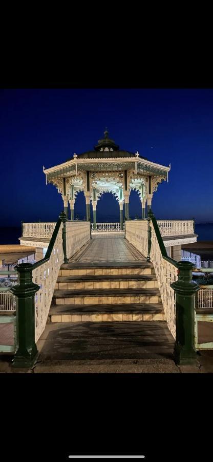 Beautiful, Central, 3 Min Walk From Beach, 2 King Doubles Hove Exterior foto